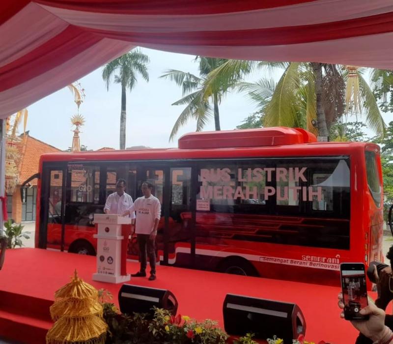 Bus Listrik Karya Anak Bangsa "Merah Putih" Resmi Meluncur Di Bali ...